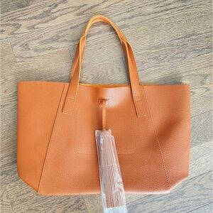 【Brand New】Tanger Large Brown Tote Bag with tassel
